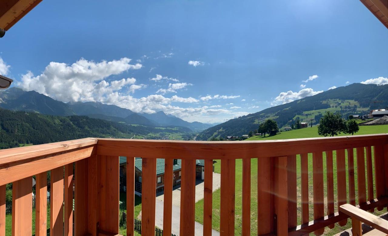 La Montana - Ski & Hiking Lodge Schladming Extérieur photo