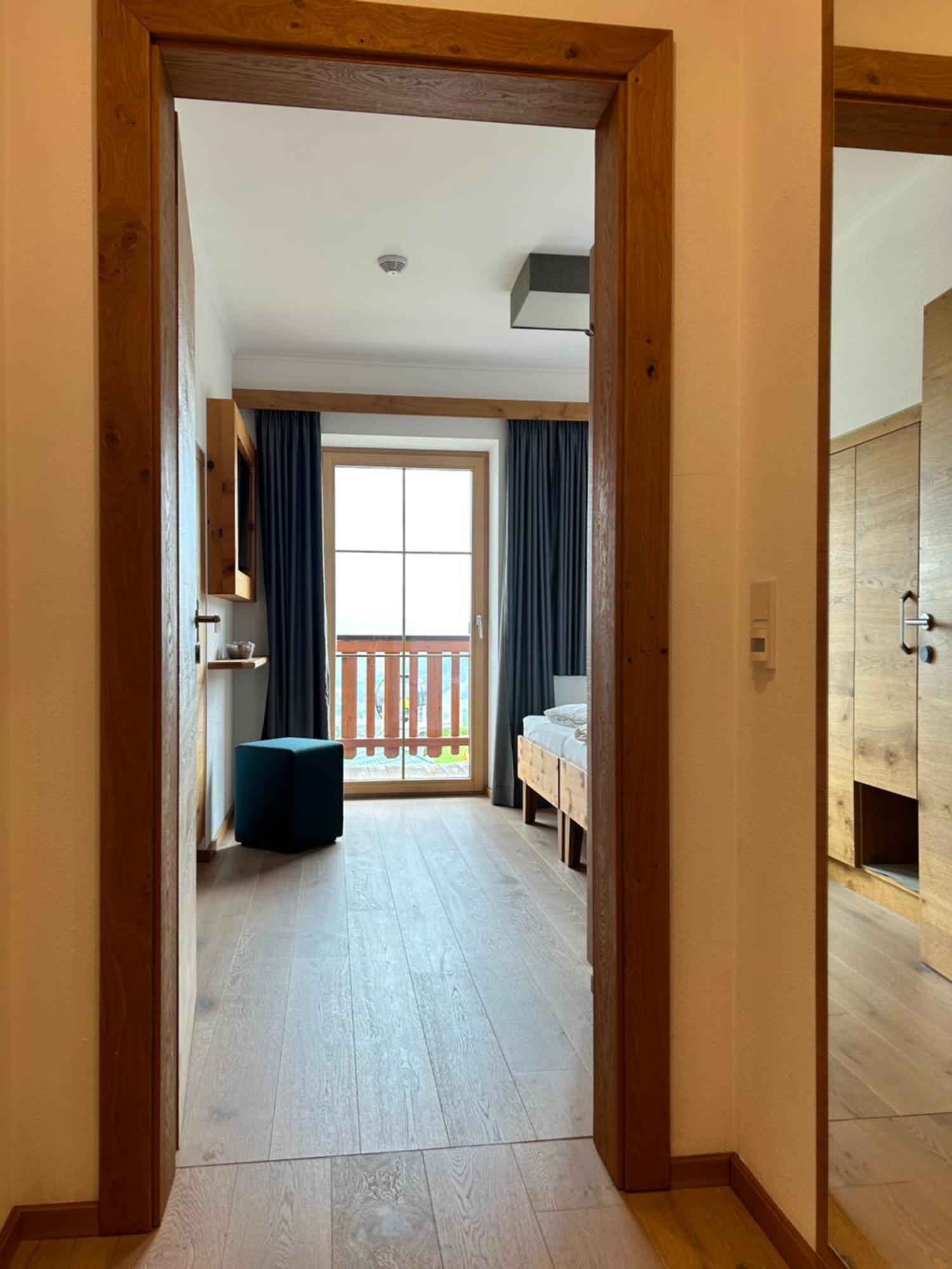 La Montana - Ski & Hiking Lodge Schladming Extérieur photo