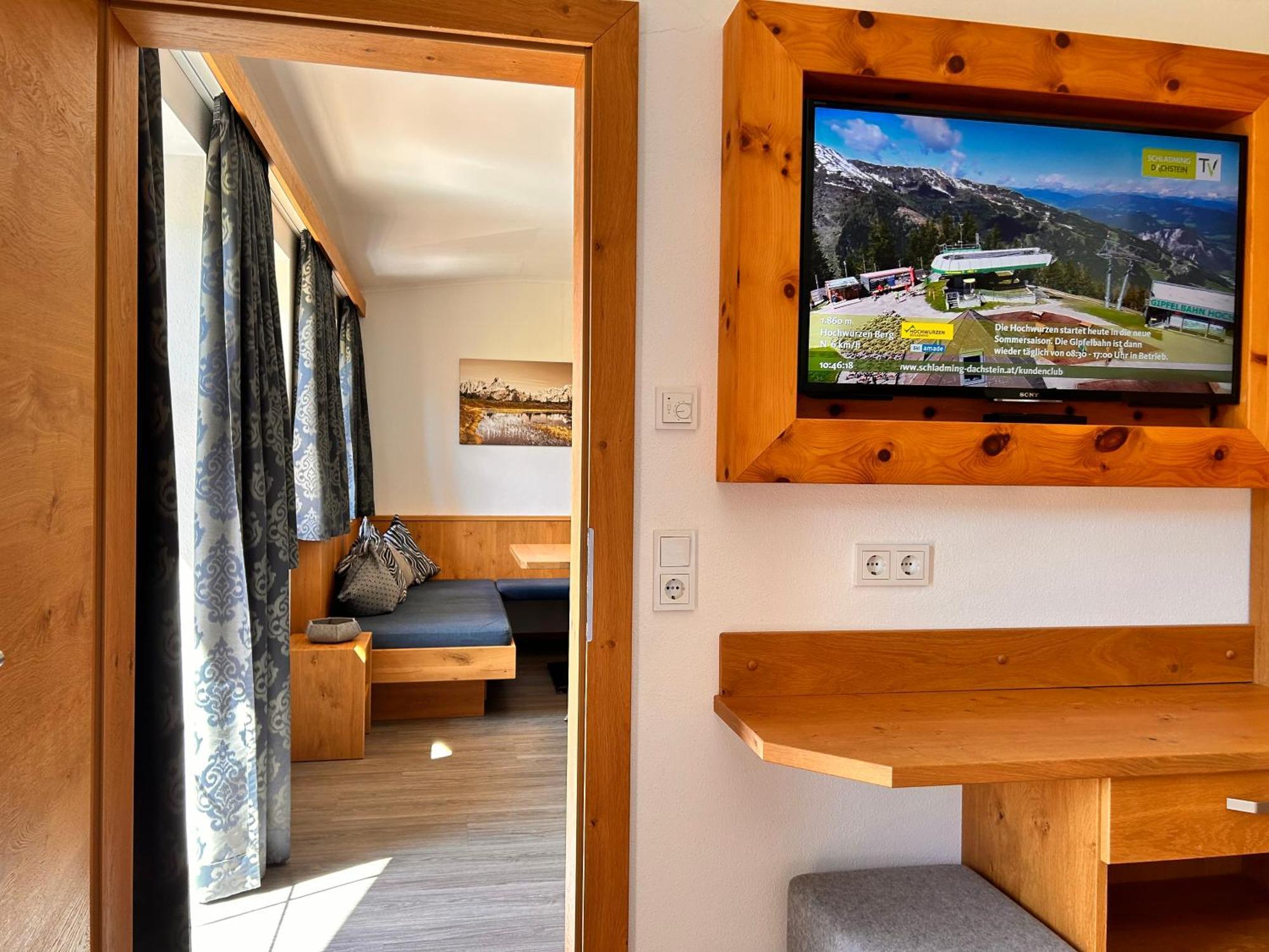 La Montana - Ski & Hiking Lodge Schladming Extérieur photo
