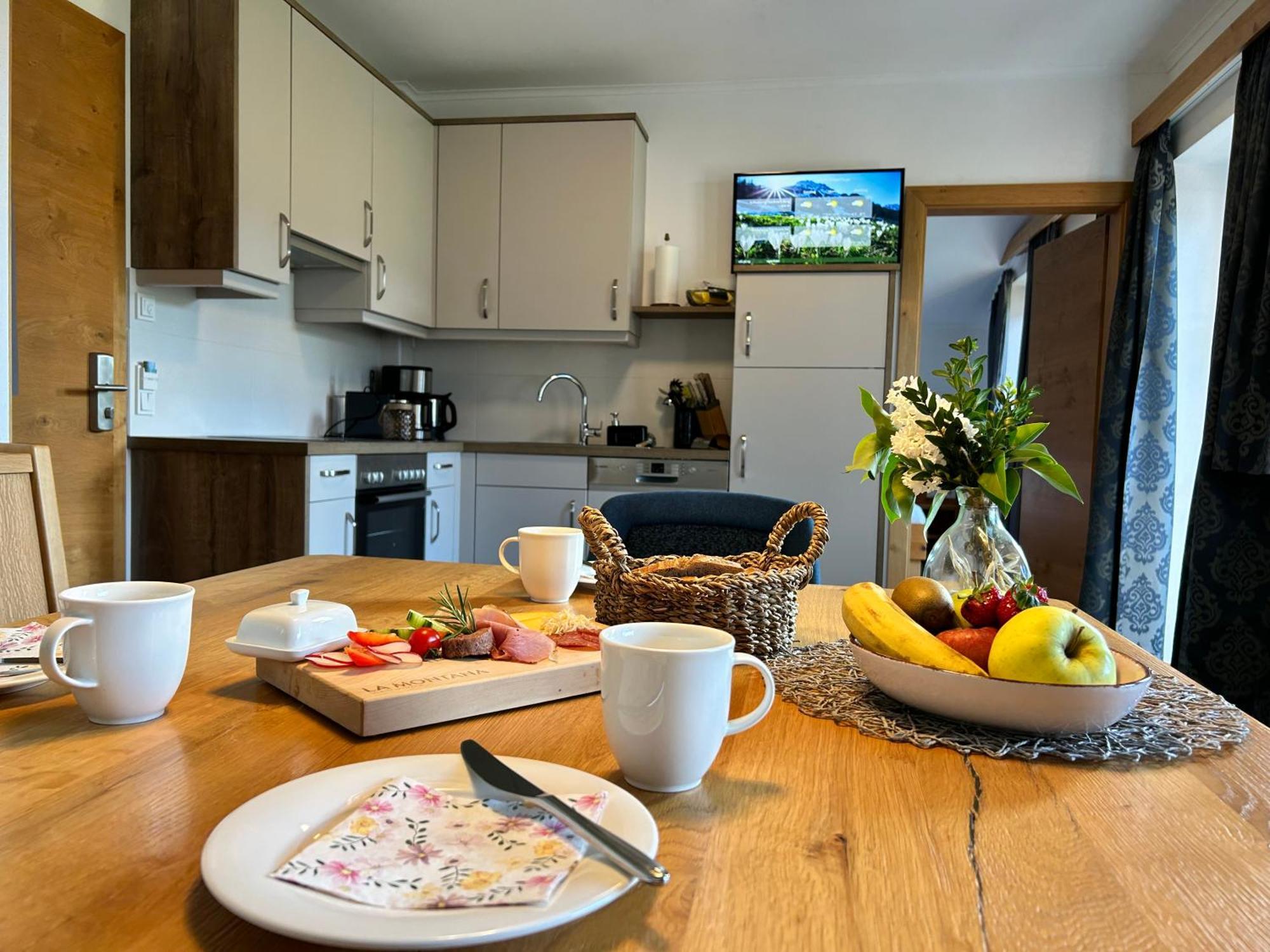 La Montana - Ski & Hiking Lodge Schladming Extérieur photo