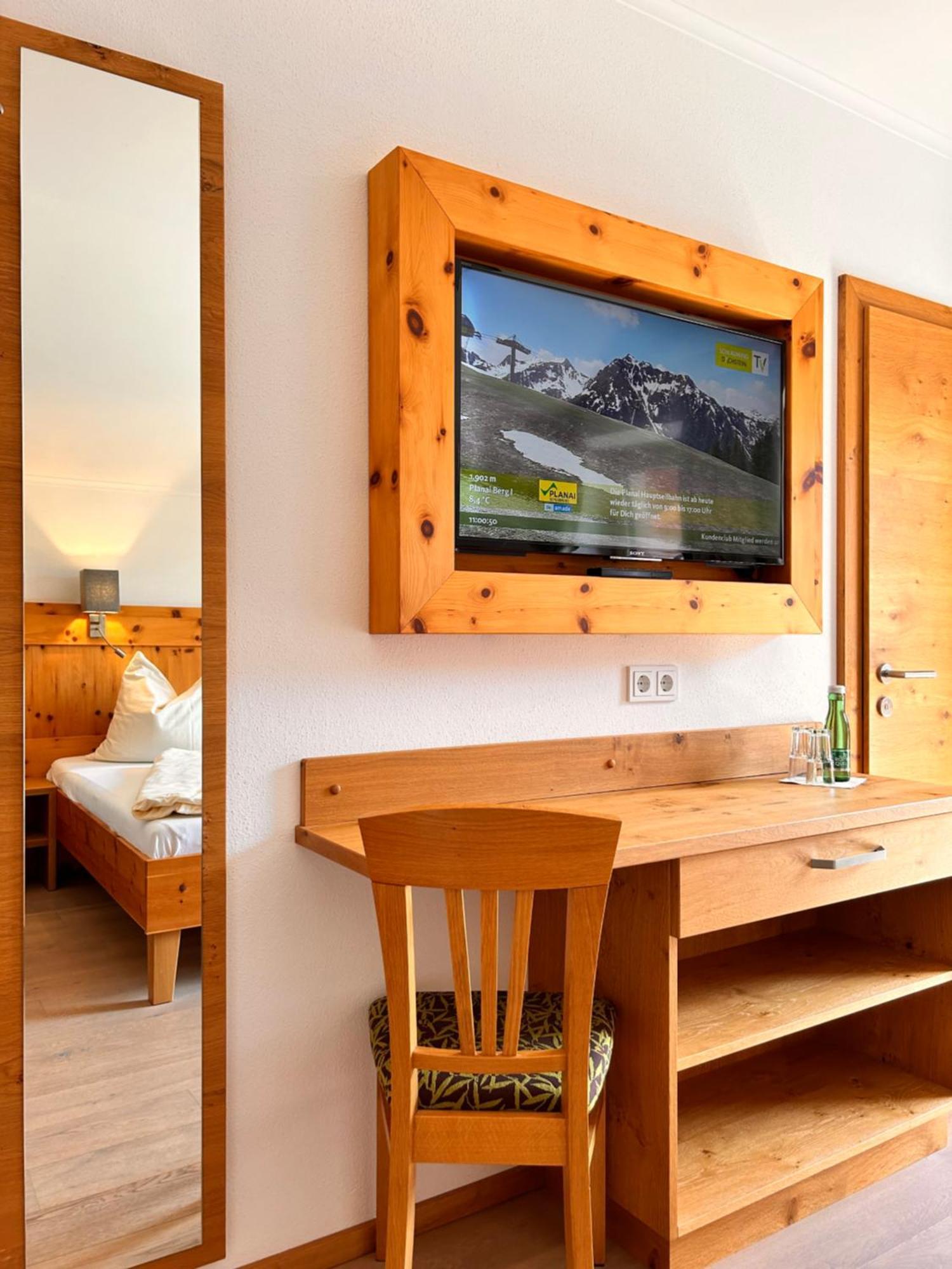La Montana - Ski & Hiking Lodge Schladming Extérieur photo